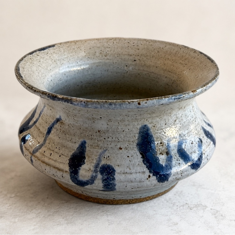 Signed SH Studio Pottery Bowl Cobalt Blue Brushwork Speckled Stoneware 4"